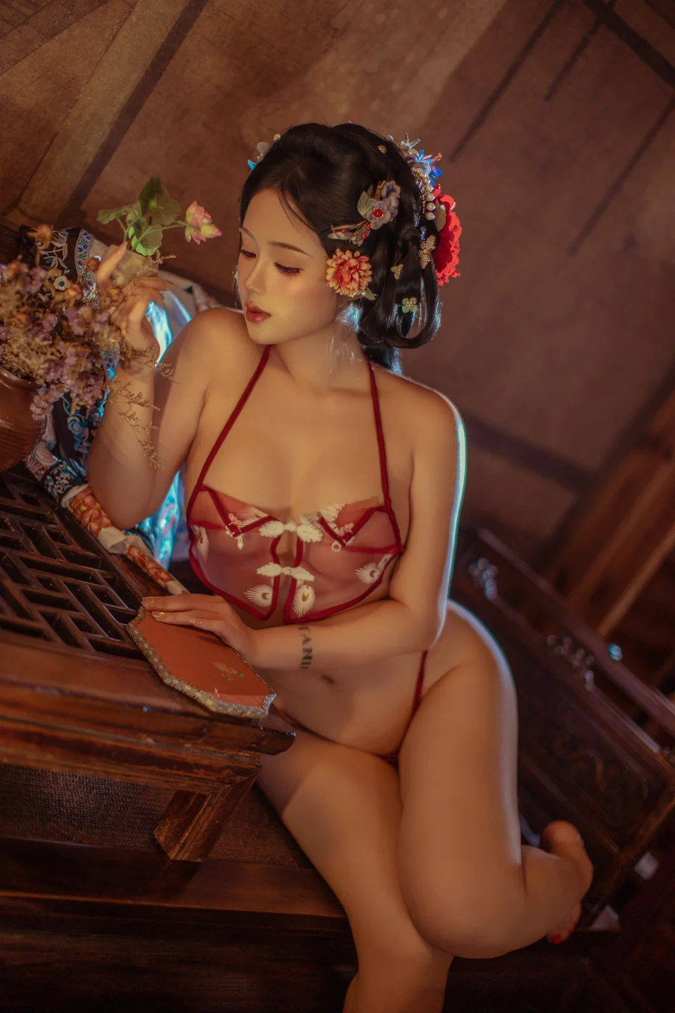 钛合金TiTi - 胭脂扣 [108P,2V-1.07GB] tg@simisebaisi 【丝足阁】022.webp